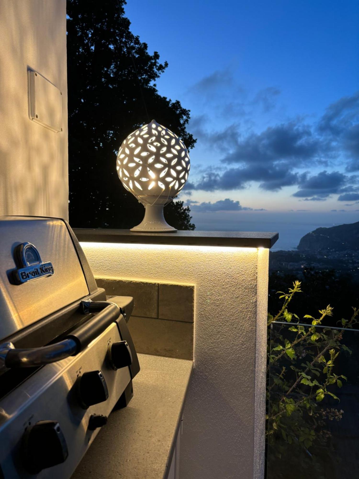 En Suite Bedroom Blue Moon Piano di Sorrento Exterior foto